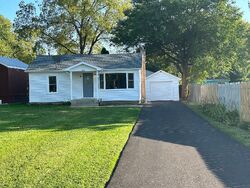 Pre-foreclosure in  E Galena Blvd Aurora, IL 60505
