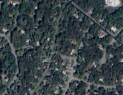 Pre-foreclosure in  Rolling Hills Dr Tobyhanna, PA 18466