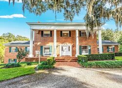 Pre-foreclosure in  S Tuskawilla Rd Oviedo, FL 32765