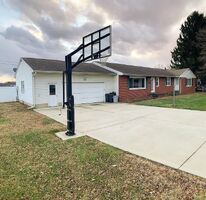 Pre-foreclosure in  Clark Dr Chillicothe, OH 45601