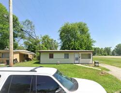  Saint Robert Dr, East Saint Louis IL