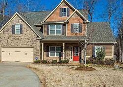 Pre-foreclosure in  Pinery Ln Duncan, SC 29334