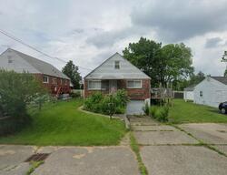 Pre-foreclosure in  Williams Ave Cincinnati, OH 45236