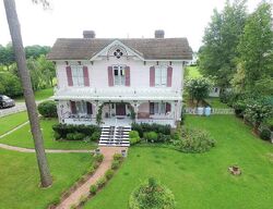 Pre-foreclosure in  Jay Trl Murfreesboro, NC 27855