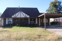 Pre-foreclosure in  Michael Pl Oklahoma City, OK 73115