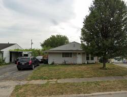 Pre-foreclosure in  E Alcott Rd Columbus, OH 43207