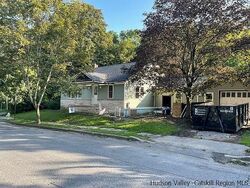 Pre-foreclosure in  Marys Ave Kingston, NY 12401