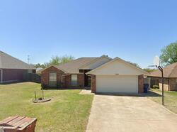 Pre-foreclosure in  N Shawnee Trl Choctaw, OK 73020