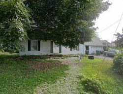 Pre-foreclosure in  Lawndale St Chicopee, MA 01013