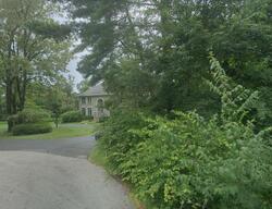 Pre-foreclosure in  Longview Ln Louisville, KY 40222