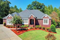 Pre-foreclosure in  Aberrone Pl Buford, GA 30519