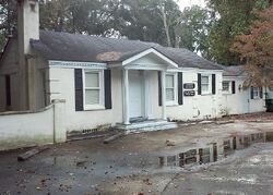 Pre-foreclosure in  White Bluff Rd Savannah, GA 31406