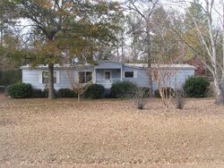 Pre-foreclosure in  E Virginia Ln Macon, GA 31217
