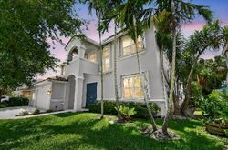  Shadow Tree Ln, Lake Worth FL