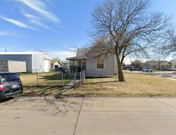 Pre-foreclosure in  W Hedde St Grand Island, NE 68801