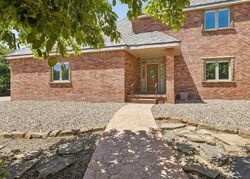 Pre-foreclosure in  Rolling Hills Ct Lincoln, NE 68512