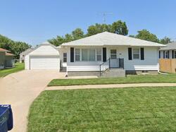 Pre-foreclosure in  E 10th St Schuyler, NE 68661