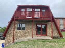 Pre-foreclosure in  Windwood Dr Junction City, KS 66441
