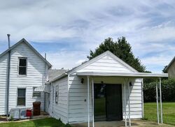 Pre-foreclosure in  Harrison Ave Grinnell, IA 50112