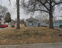 Pre-foreclosure in  N 9th St Lincoln, NE 68521