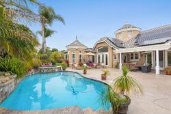 Pre-foreclosure in  La Cam Rd Newbury Park, CA 91320
