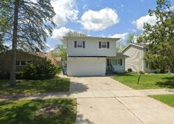 Pre-foreclosure in  EMERALD AVE Steger, IL 60475
