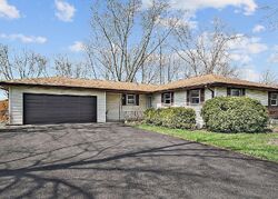 Pre-foreclosure in  Briarcliff Dr New Lenox, IL 60451