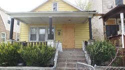 Pre-foreclosure in  S Lafayette Ave Chicago, IL 60628