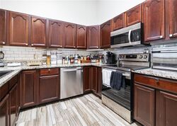 Pre-foreclosure in  Orange Valley Ct Tampa, FL 33618