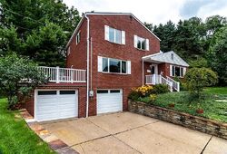 Pre-foreclosure in  Spartan Dr Bethel Park, PA 15102