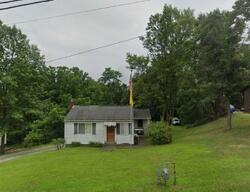 Pre-foreclosure in  Northfield Dr Gibsonia, PA 15044