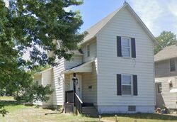 Pre-foreclosure in  Shriver Ave Ne Canton, OH 44705