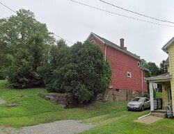 Pre-foreclosure in  Princeton Ave East Liverpool, OH 43920