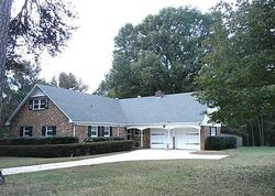 Pre-foreclosure in  Steeleberry Dr Charlotte, NC 28217