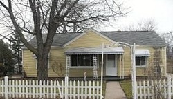 Pre-foreclosure in  WALDORF ST Roseville, MI 48066