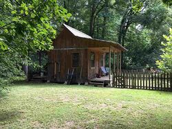 Pre-foreclosure in  Northampton Rd Natchez, MS 39120