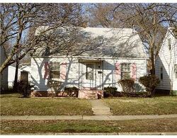 Pre-foreclosure in  N Kaley St South Bend, IN 46628