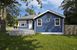 Pre-foreclosure in  Darden Rd South Bend, IN 46637