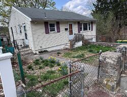 Pre-foreclosure in  Middle St Waterbury, CT 06706