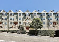 Pre-foreclosure in  Fulton St  San Francisco, CA 94117
