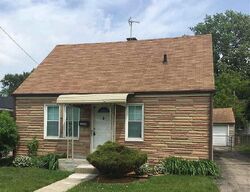 Pre-foreclosure in  Clancy St Roseville, MI 48066