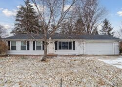 Pre-foreclosure in  N Creyts Rd Lansing, MI 48917
