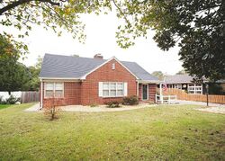 Pre-foreclosure in  Riverside Dr Salisbury, MD 21801
