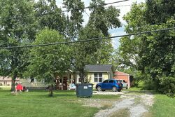  N Broadway Ave, Salem IL