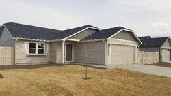 Pre-foreclosure in  Bobwhite St Caldwell, ID 83605