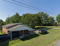 Pre-foreclosure in  Mockingbird Ave Calhoun, KY 42327