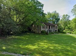  Riverwood Dr, Louisville KY