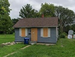 Pre-foreclosure in  Union St La Salle, IL 61301