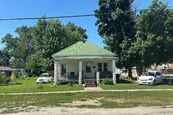 Pre-foreclosure in  Elm St Hamilton, IL 62341