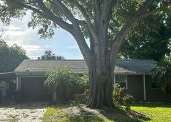  Riverside Dr Ne, Saint Petersburg FL